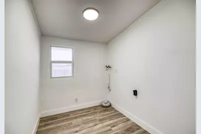 950 W 36th Street, Riviera Beach, FL 33404 - Photo 11