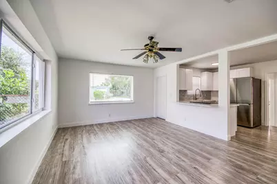 950 W 36th Street, Riviera Beach, FL 33404 - Photo 9