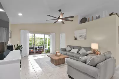 5285 NW 117th Avenue, Coral Springs, FL 33076 - Photo 13