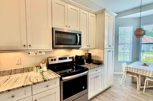 888 SW Munjack Cir, Port Saint Lucie, FL 34986 - Photo 9