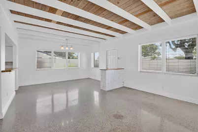 910 SE 3rd Street, Boynton Beach, FL 33435 - Photo 7
