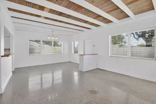910 SE 3rd St, Boynton Beach, FL 33435 - Photo 7