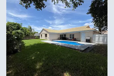 6421 Crossbow Court, Davie, FL 33331 - Photo 5