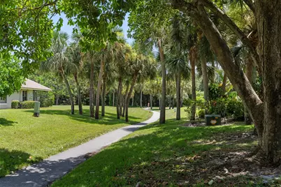 471 Ashwood Place, Boca Raton, FL 33431 - Photo 19