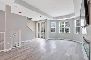 2425 San Pietro Cir, Palm Beach Gardens, FL 33410 - Photo 11