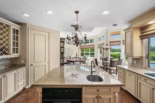 221 Thornton Dr, Palm Beach Gardens, FL 33418 - Photo 15