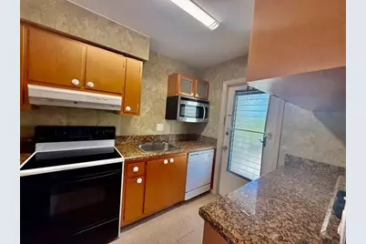 809 Hummingbird Way #7C, North Palm Beach, FL 33408 - Photo 5