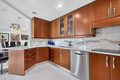 19400 Turnberry Way #921, Aventura, FL 33180 - Photo 13