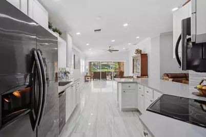 8450 Saint Johns Court, Wellington, FL 33414 - Photo 13