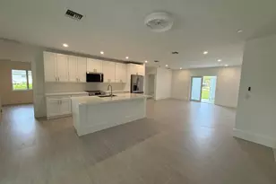 11222 61st St N, The Acreage, FL 33412 - Photo 7