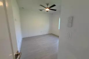 11222 61st St N, The Acreage, FL 33412 - Photo 19