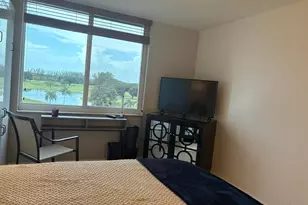 8900 Washington Blvd, Pembroke Pines, FL 33025 - Photo 15