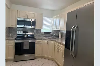 8900 Washington Boulevard #Ph12, Pembroke Pines, FL 33025 - Photo 5