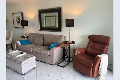 8900 Washington Boulevard #Ph12, Pembroke Pines, FL 33025 - Photo 9