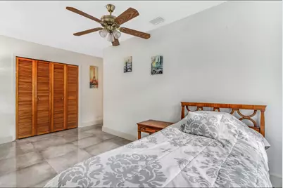 1435 NE 39th Street, Oakland Park, FL 33334 - Photo 11