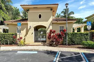 2851 W Prospect Rd, Tamarac, FL 33309 - Photo 13