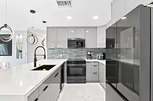 2331 SW 50th Terrace, Fort Lauderdale, FL 33317 - Photo 5