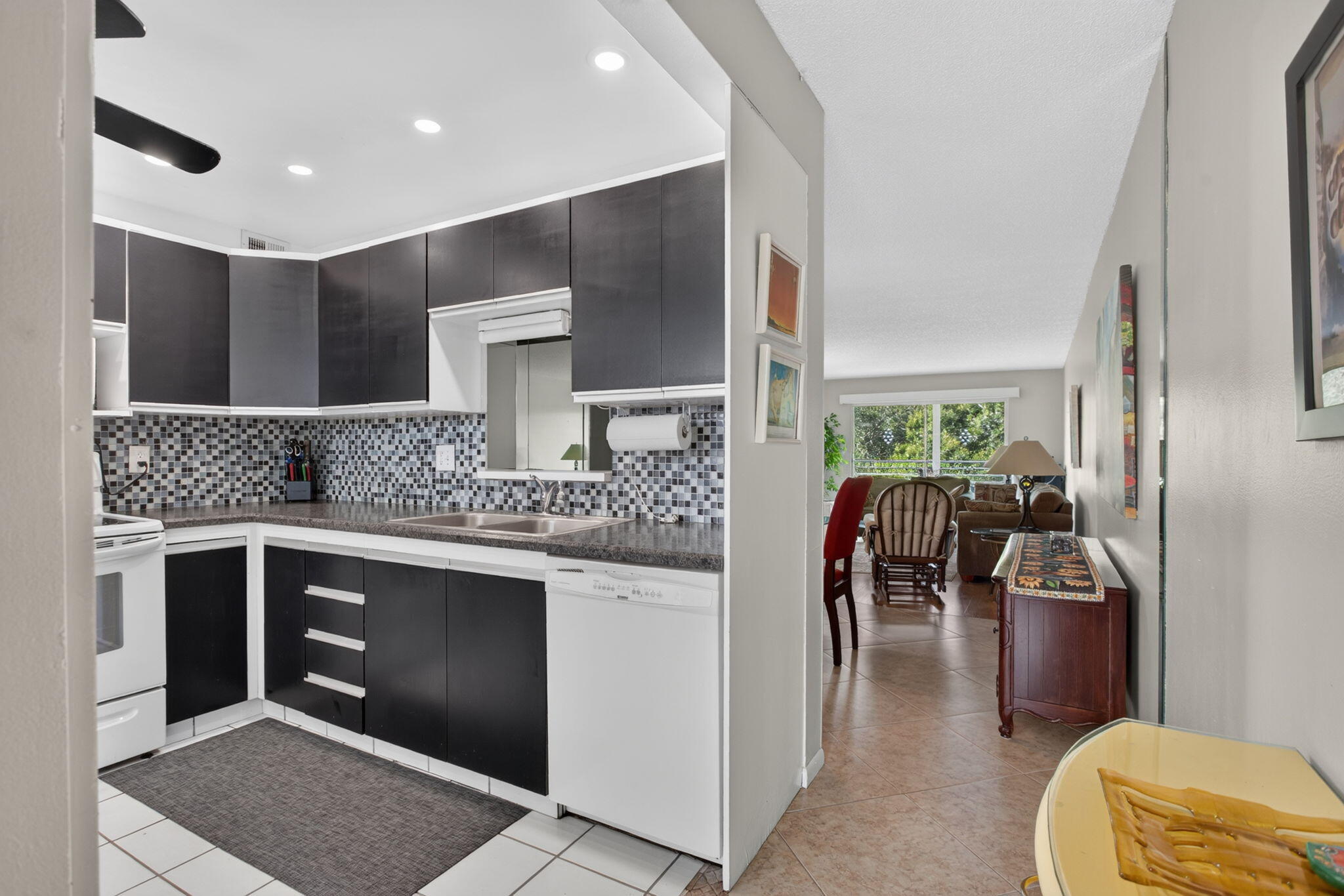 2301 Lucaya Ln #D4 main architectural view