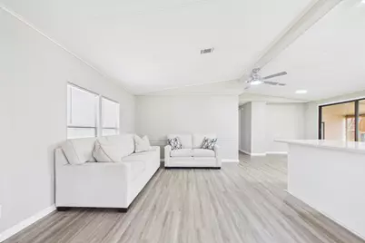 7831 SE Shenandoah Drive, Hobe Sound, FL 33455 - Photo 15