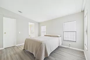 7831 SE Shenandoah Dr, Hobe Sound, FL 33455 - Photo 21