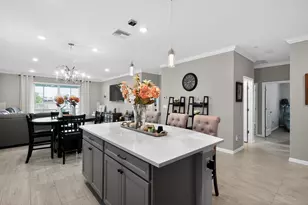 10430 SW Captiva Dr, Port Saint Lucie, FL 34987 - Photo 9