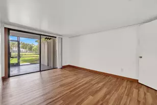 100 Sparrow Dr, Royal Palm Beach, FL 33411 - Photo 17
