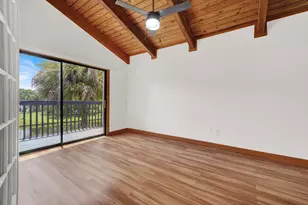 100 Sparrow Dr, Royal Palm Beach, FL 33411 - Photo 19