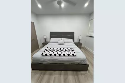 2331 NW 96th Terrace #17H, Pembroke Pines, FL 33024 - Photo 11