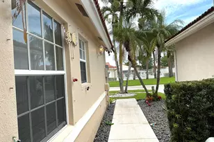 7481 Edisto Dr, Greenacres, FL 33467 - Photo 3