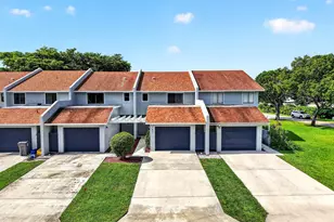1633 Woodbridge Lakes Cir, West Palm Beach, FL 33406 - Photo 3