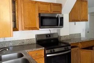 2975 NW 96th St, Miami, FL 33147 - Photo 3