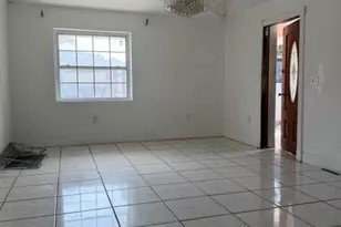 2975 NW 96th St, Miami, FL 33147 - Photo 5