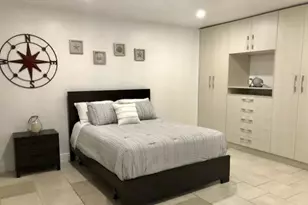 408 SE 12th Ct, Fort Lauderdale, FL 33316 - Photo 1