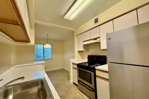 9777 Westview Dr, Coral Springs, FL 33076 - Photo 5