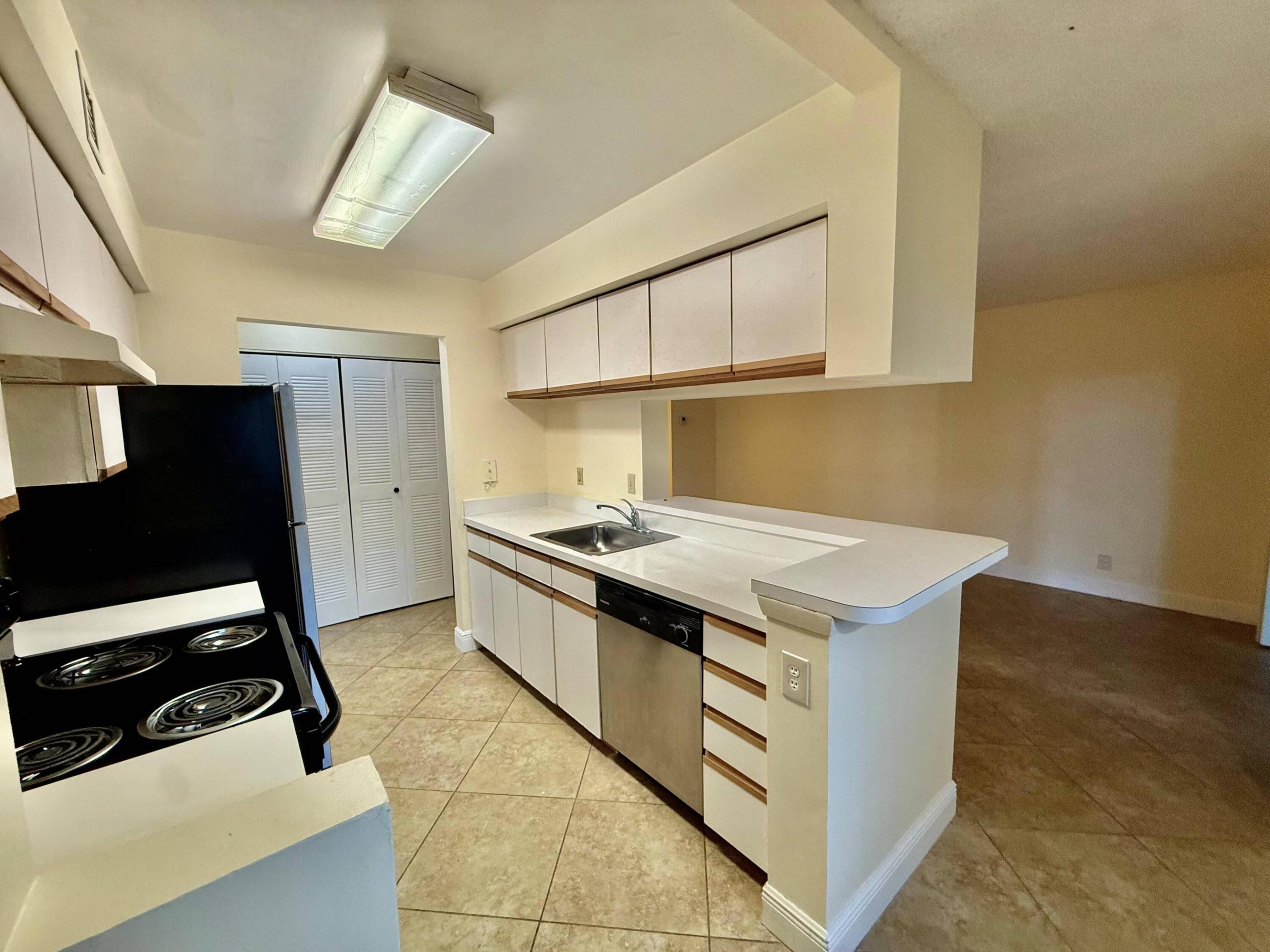9777 Westview Dr #1113 - 9777 Westview Dr #1113, Coral Springs, FL 33076 Luxury Property | Jose Angel Pina