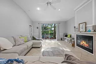 6957 Blue Skies Dr, Lake Worth, FL 33463 - Photo 5
