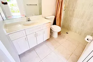 1434 Hawthorne Pl, Wellington, FL 33414 - Photo 9