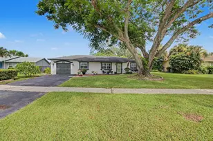 19732 Colorado Cir, Boca Raton, FL 33434 - Photo 3