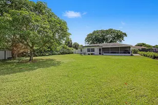 19732 Colorado Cir, Boca Raton, FL 33434 - Photo 27