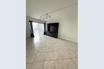 711 N Pine Island Road #305, Plantation, FL 33324 - Photo 5