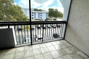 711 N Pine Island Rd, Plantation, FL 33324 - Photo 17