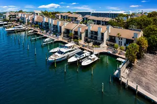 35 Portside Dr, Fort Lauderdale, FL 33316 - Photo 1