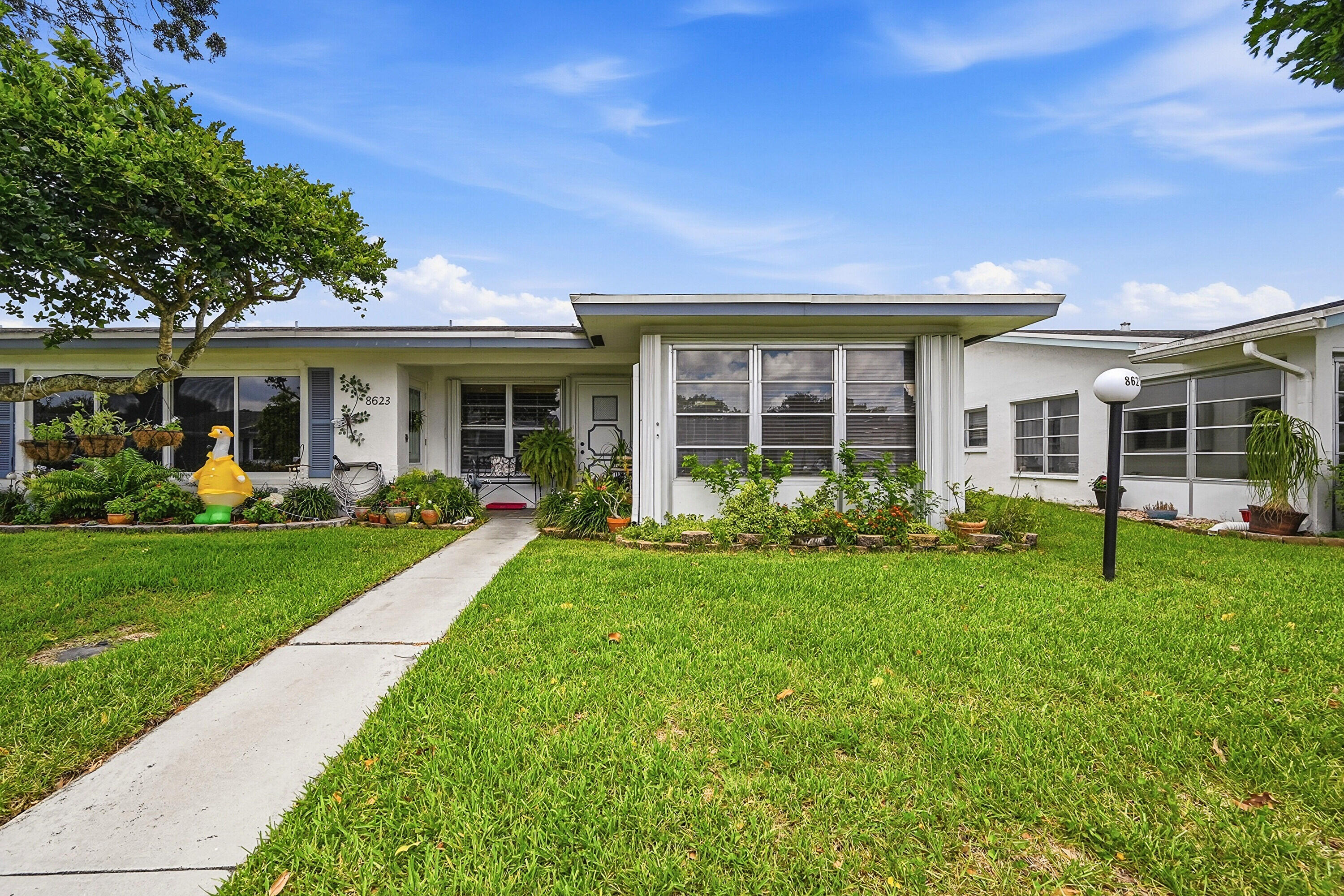 8621 NW 10th St - 8621 NW 10th St, Plantation, FL 33322 Luxury Property | Jose Angel Pina