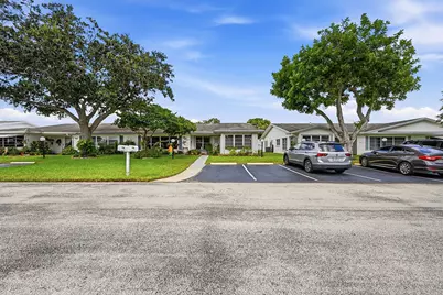 8621 NW 10th Street, Plantation, FL 33322 - Photo 3