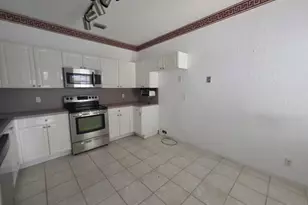 7953 Laina Ln, Boynton Beach, FL 33437 - Photo 3