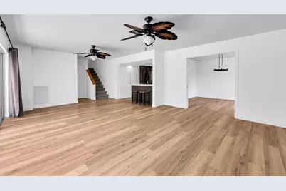 11557 Winchester Drive, Palm Beach Gardens, FL 33410 - Photo 5