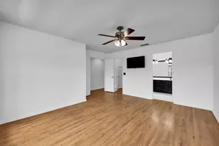 11557 Winchester Dr, Palm Beach Gardens, FL 33410 - Photo 23