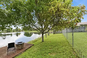 9437 NW 46th Ct, Sunrise, FL 33351 - Photo 23