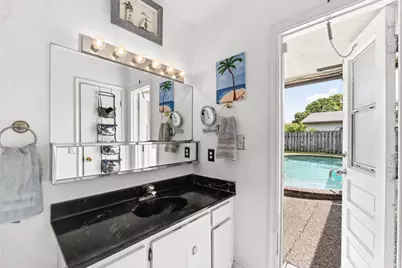 9437 NW 46th Court, Sunrise, FL 33351 - Photo 21