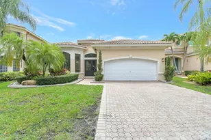 6041 SW 195th Ave, Pembroke Pines, FL 33332 - Photo 1